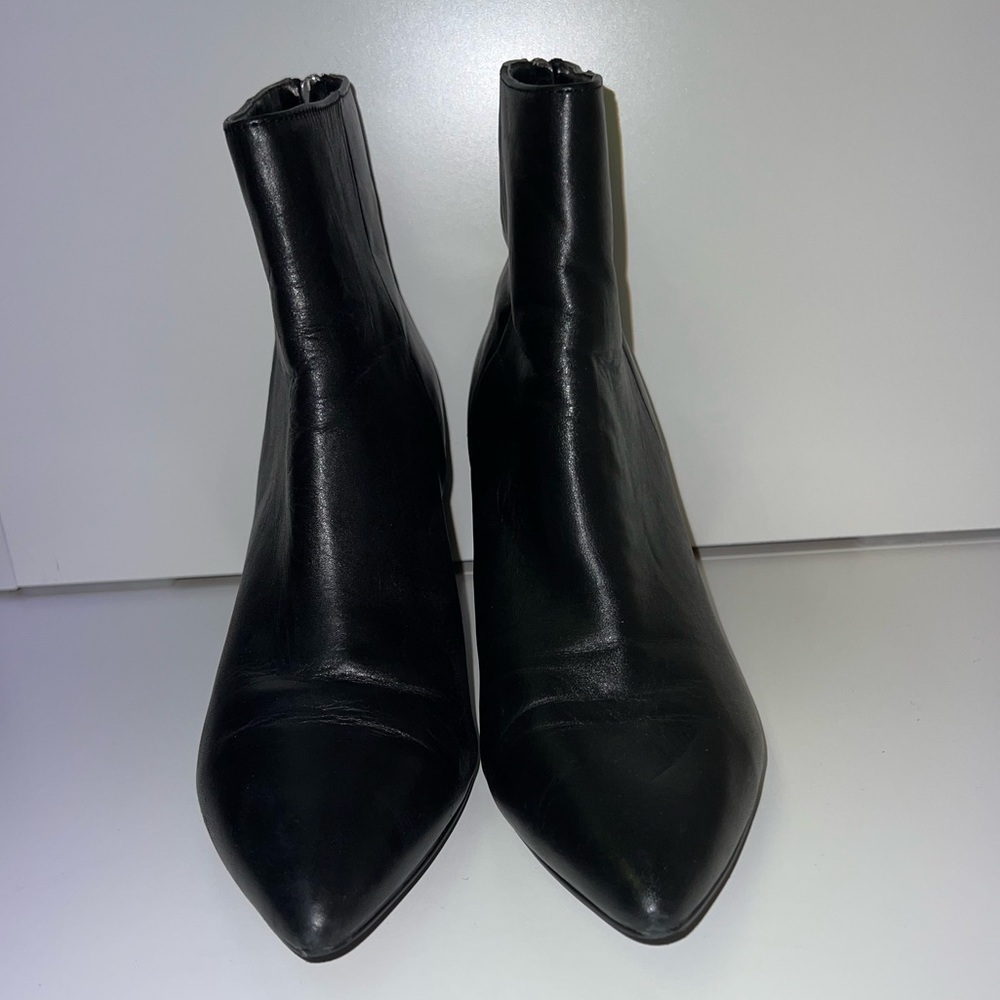 *Steve madden- Black leather booties - Picture 5 of 7